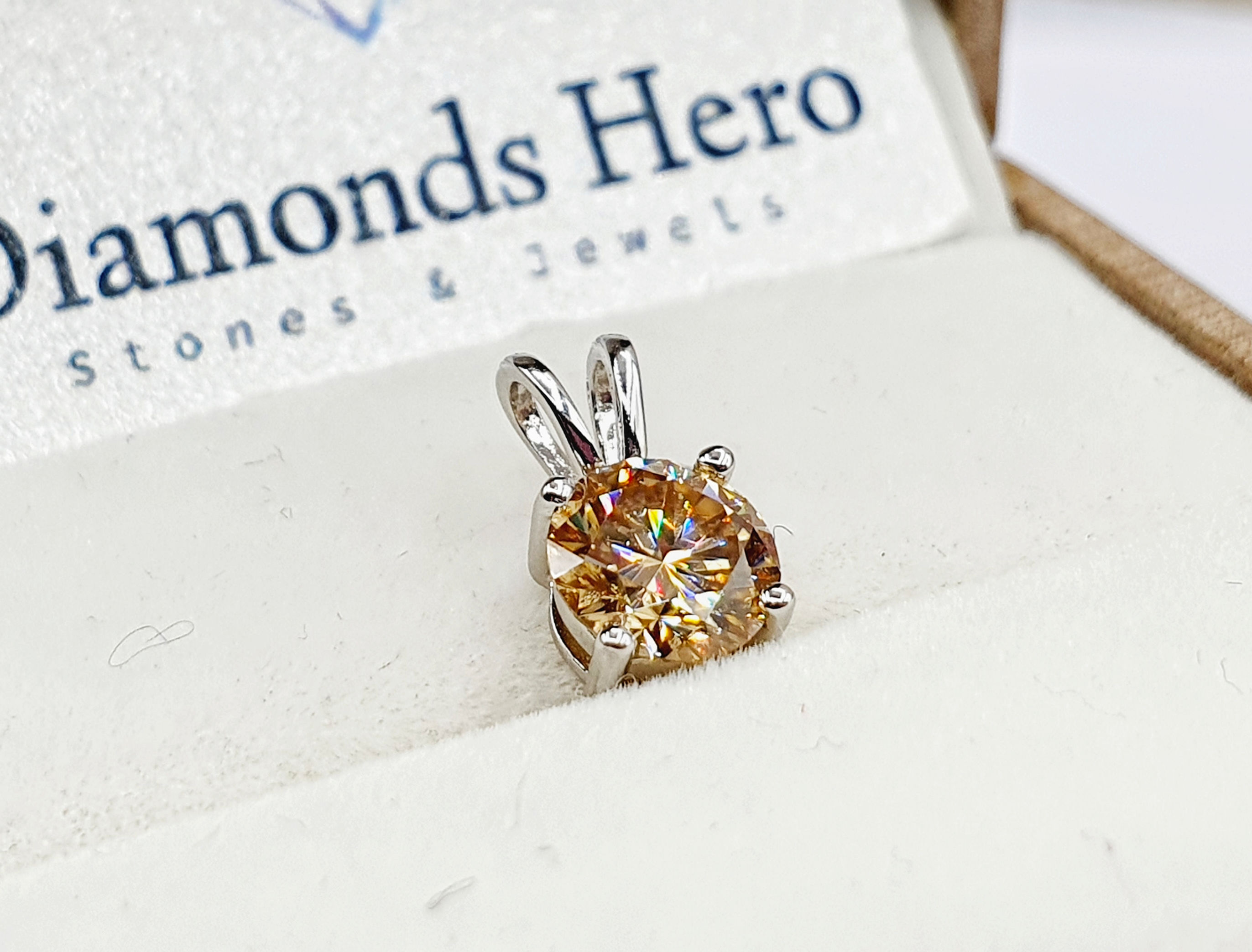 diamondshero.it pendente punto luce oro argento brillante diamante moissanite giallo diamond yellow champagne pendant silver