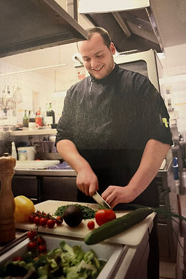 florian frickel as chef 