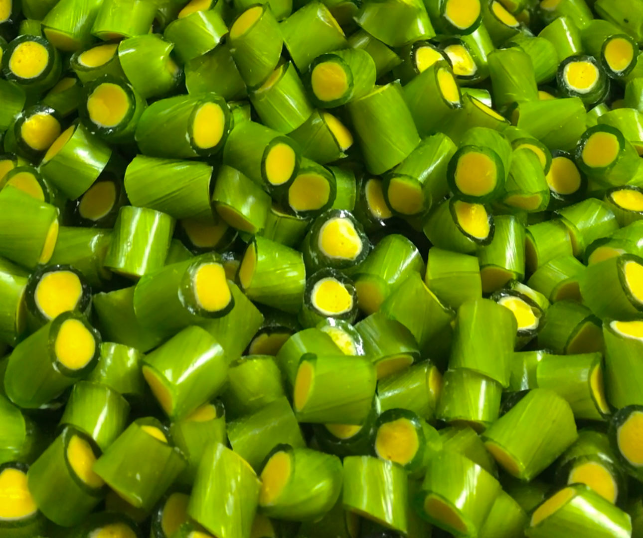 Nane ve Limonlu Akide Şekeri