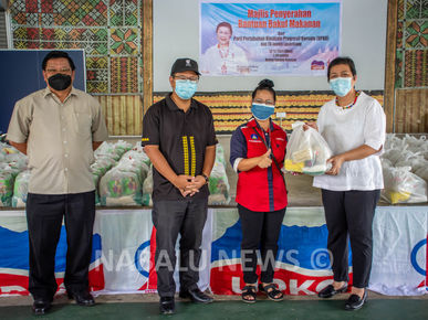 Jannie, Ewon sumbang 300 bakul makanan kepada penduduk DUN Kapayan