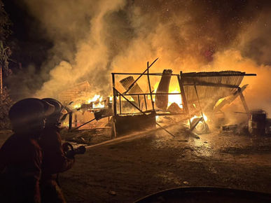 Lelaki Melecur Di Leher dan Lengan