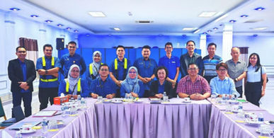 Sandakan Forwarders Raise Crane Concerns with Sabah Port