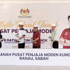 Ewon lancarkan Pusat Penjaja Moden Kundasang dengan peruntukan RM2.275 juta