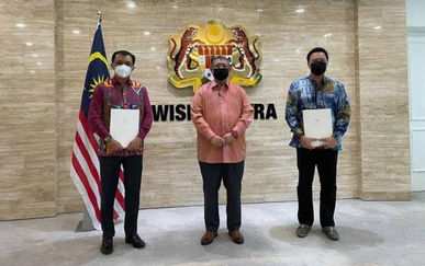 Foreign Affairs Ministry appoint Ahmad Idham as cultural secretary, Eizlan Yusof as creative advisor