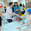 Christina Liew Visits Ailing Former Mother General at Stella Maris Convent