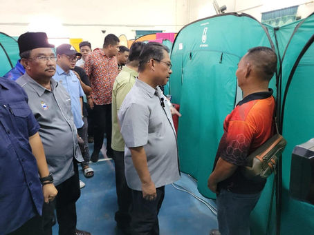 18 KIR mangsa kebakaran Kg Gumpa terima bantuan awal RM1,000