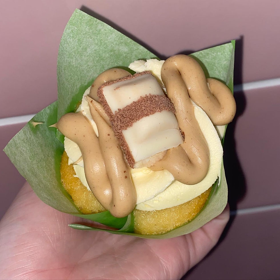 Kinder Vanilla Cupcake