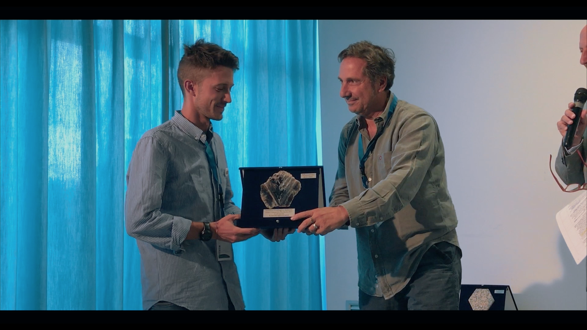 Tommaso Beni premiato da Mario Tozzi