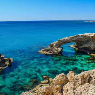 bay-beach-blue-373409.jpg