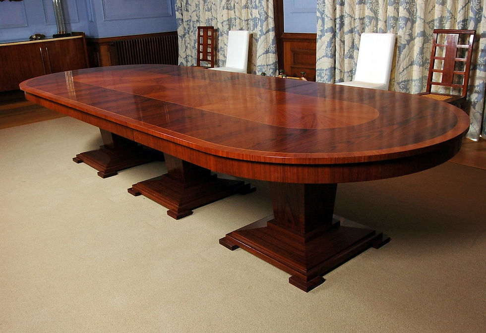 Extending dining table