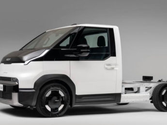 Kia presenta su furgoneta eléctrica más versátil y se lanza de lleno al negocio de las flotas comerciales