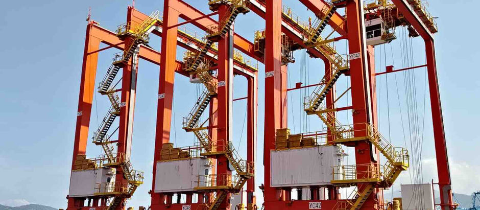 CONTECON Manzanillo estrena grúas híbridas que consumen la mitad de combustible y usan IA