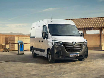 Renault cumple 25 años en México: La marca francesa que dice ser el mejor amigo de las PyMEs