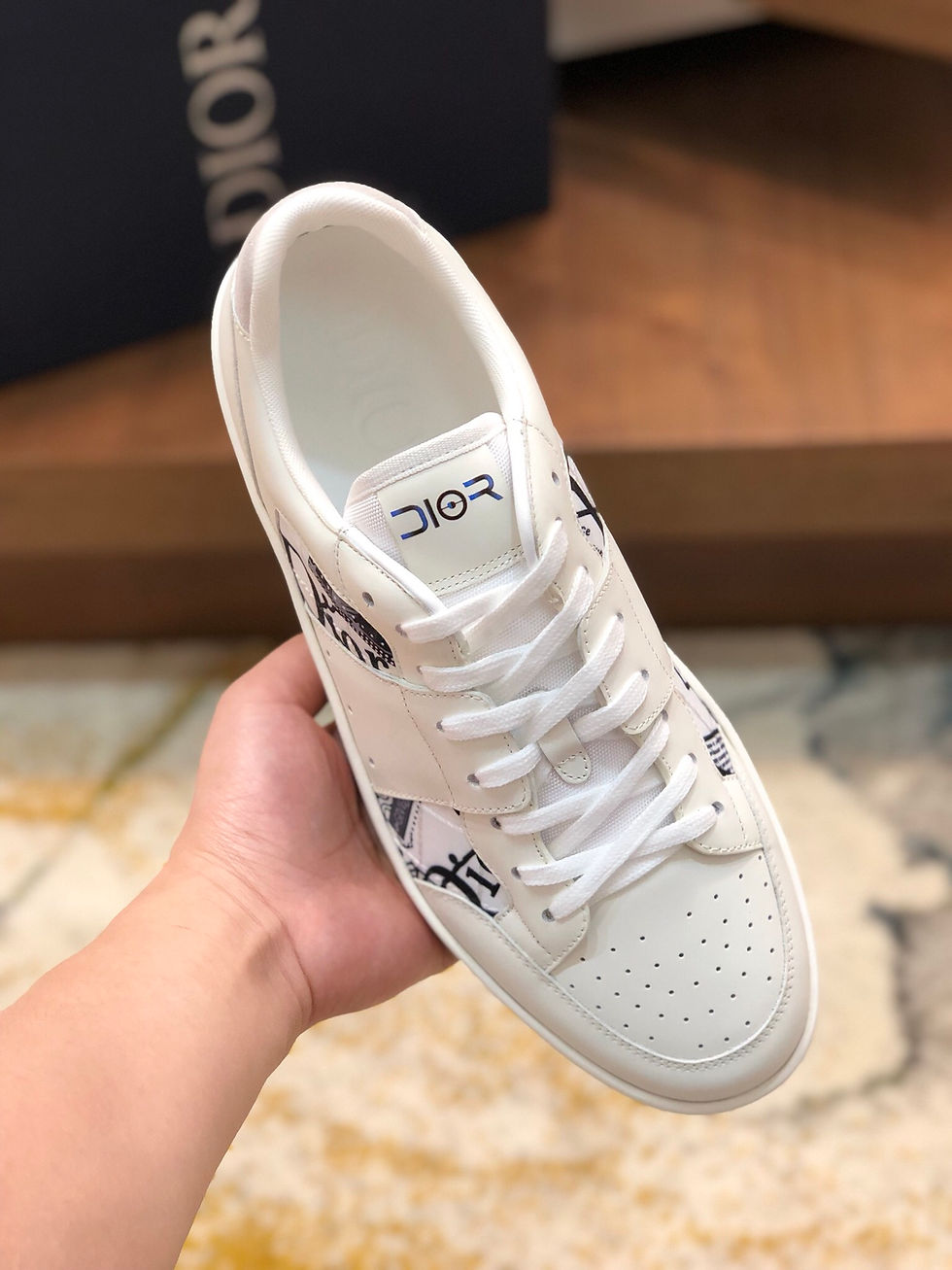 Thumbnail: DIOR SNEAKERS