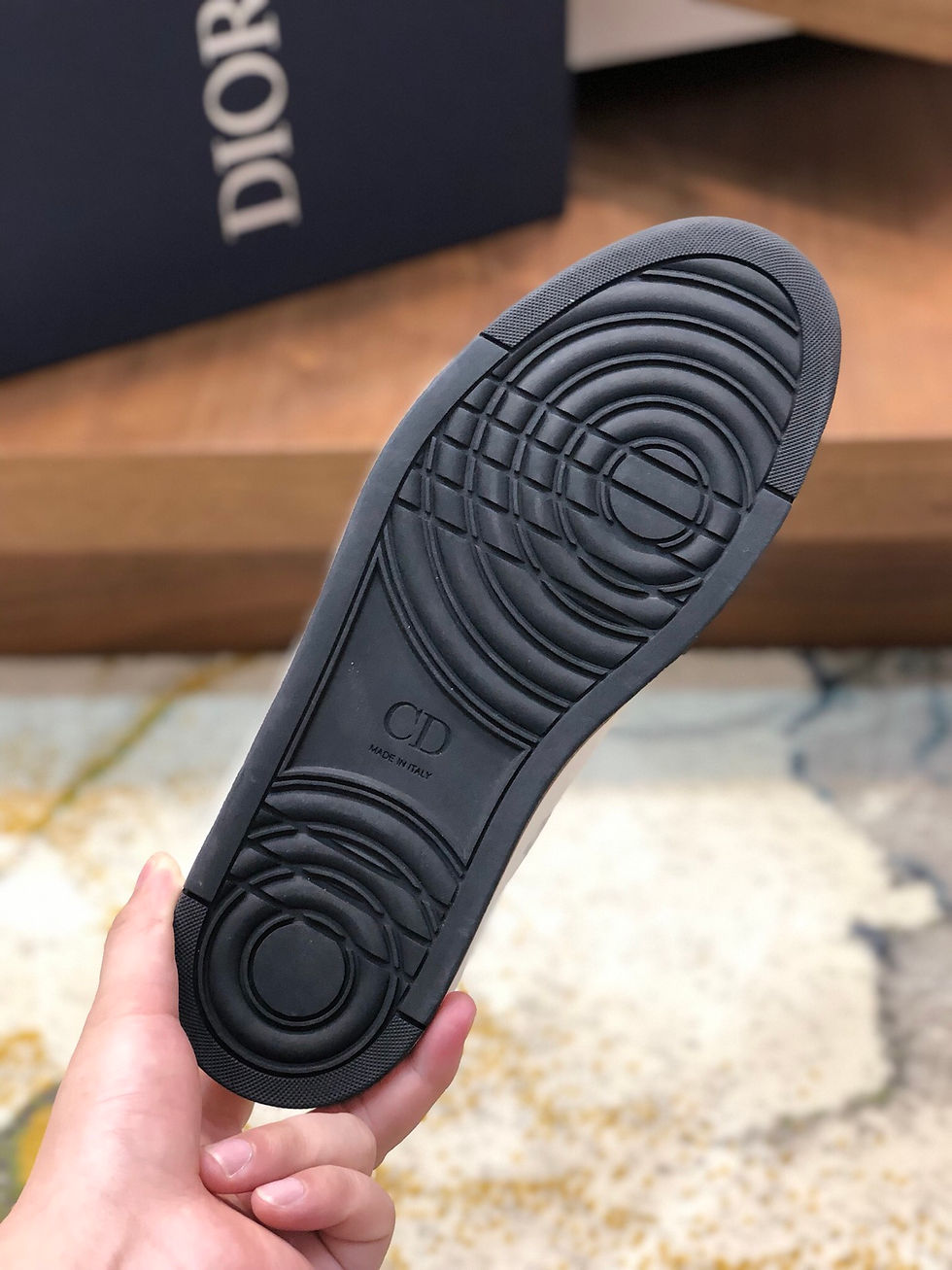 Thumbnail: DIOR SNEAKERS
