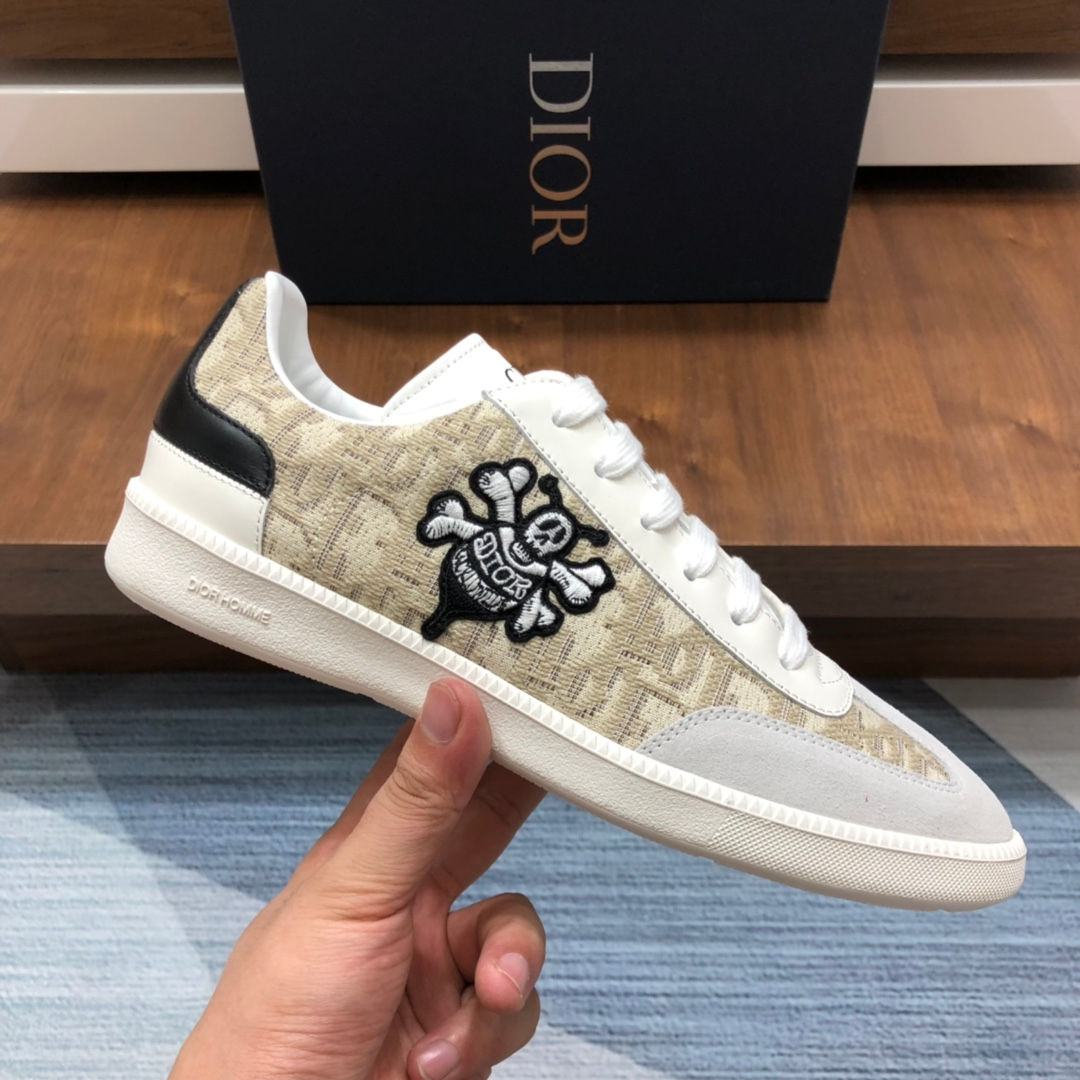DIOR SNEAKERS