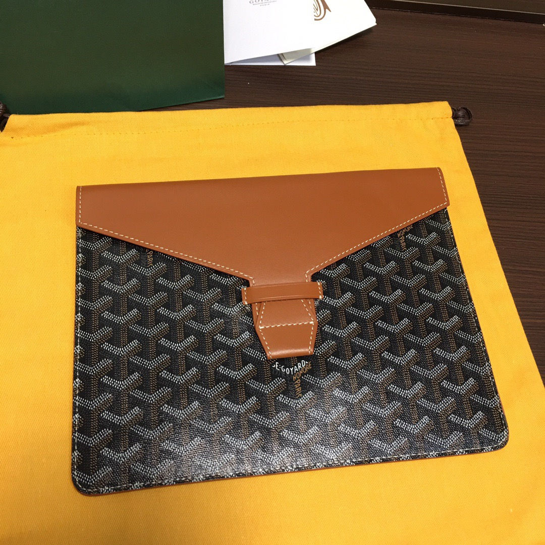 GOYARD CLUTCH