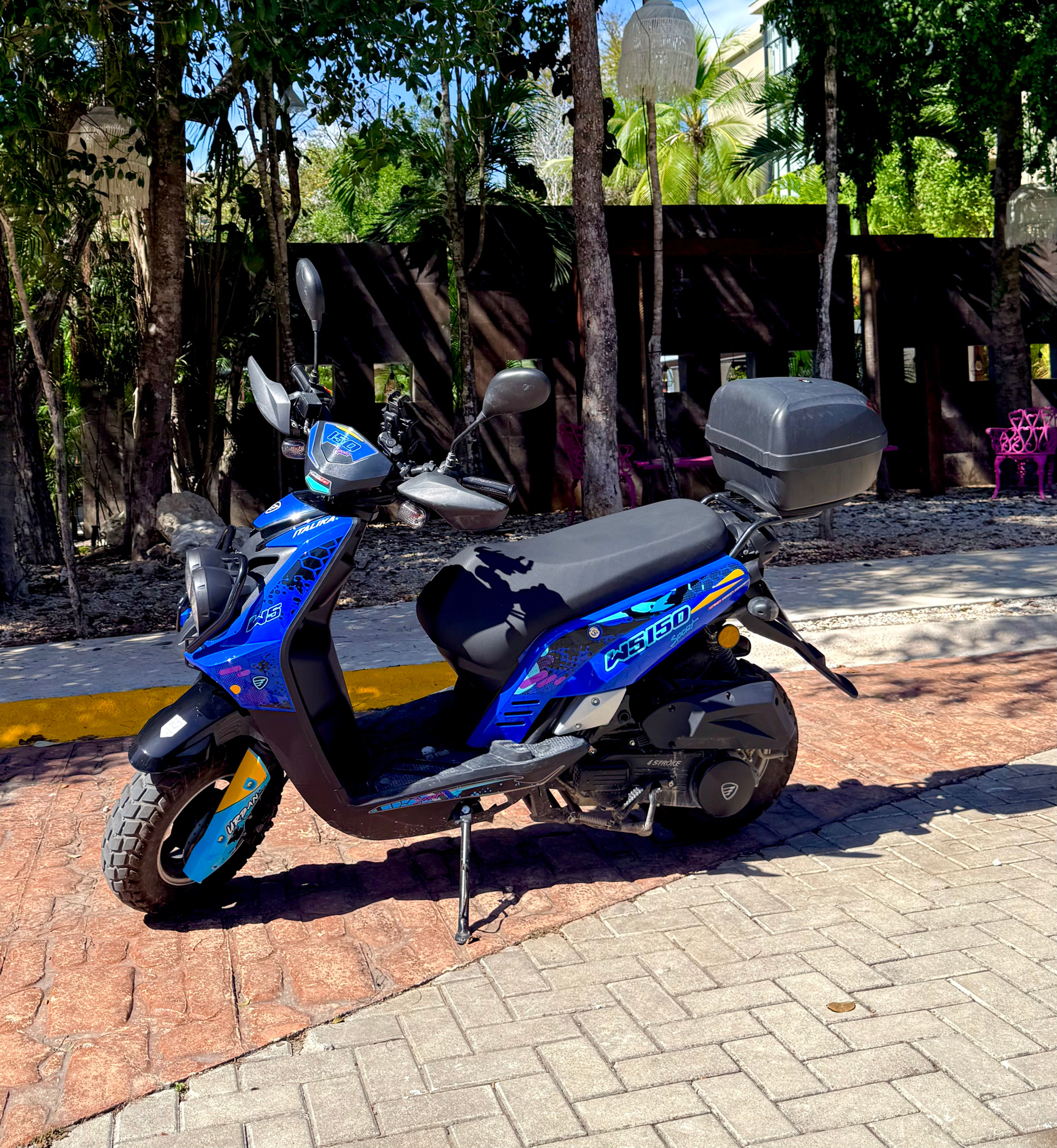 WS 150 Blue