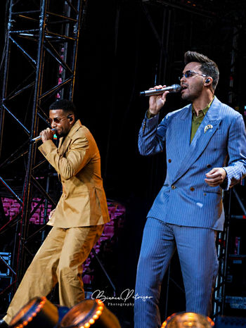 Crónica: Una noche para bailar, cantar y olvidar el mundo junto a Romeo Santos y Prince Royce
