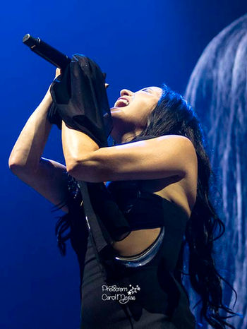 Crónica: The Corrs nos llena de nostalgia con su magia celta en el Alma Occident Festival