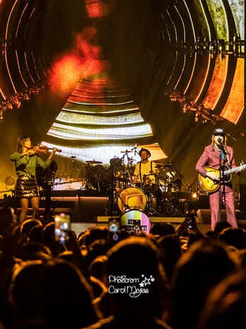 Crónica: The Lumineers ilumina, como solo ellos saben, el Movistar Arena.