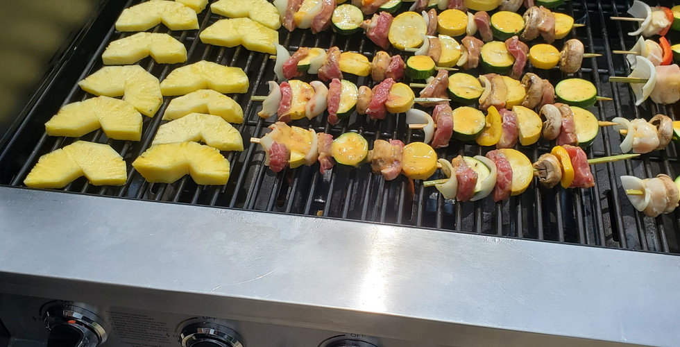 Wedding catering grilling at edgewood winery