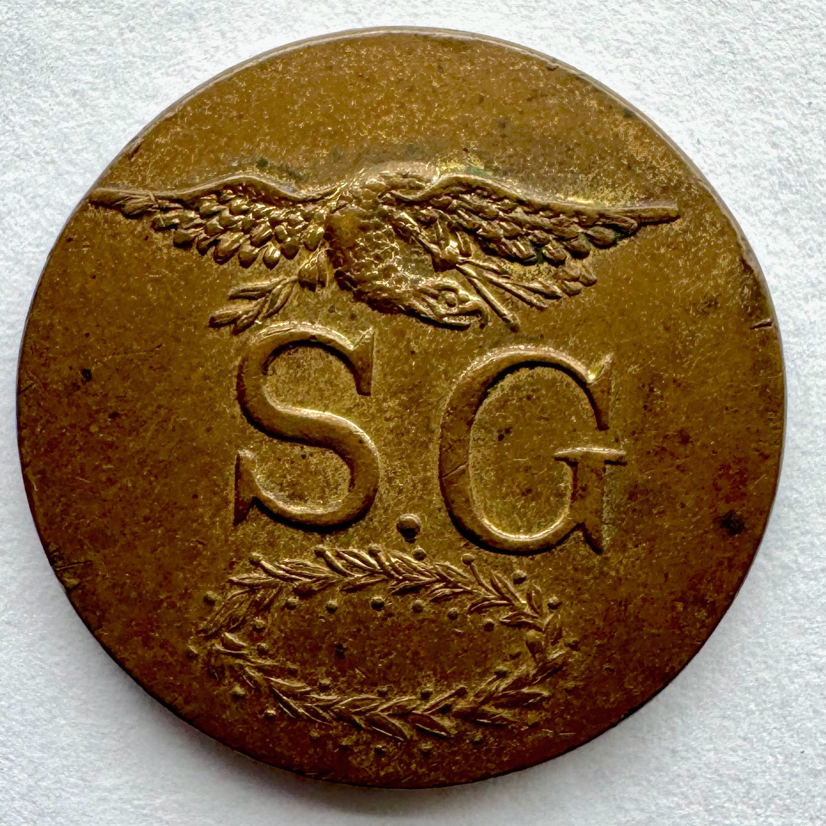 UU 101 | "SG" Eagle Button