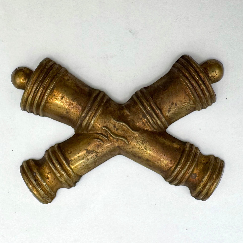 Non Dug Civil War Artillery Hat Insignia