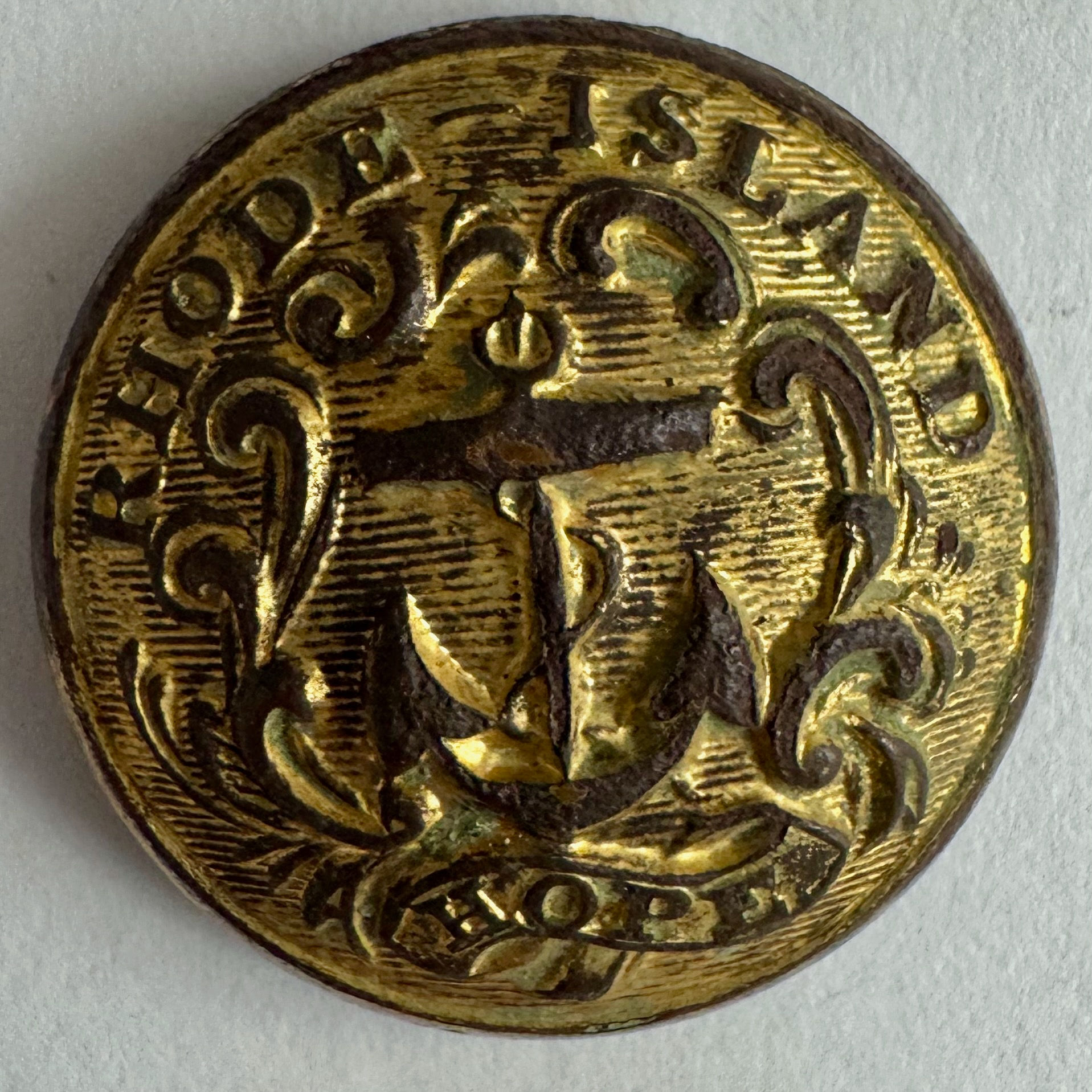 RI 8A | Rhode Island State Seal Coat Button