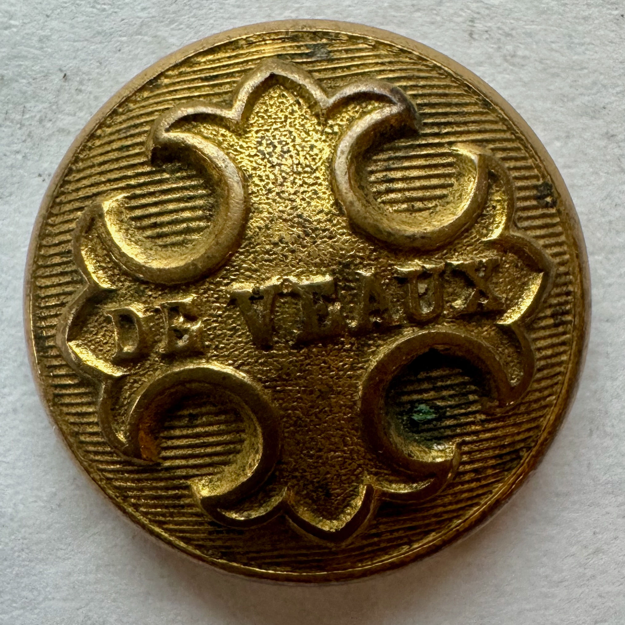 SU 90 | De Veaux School, Niagara, NY Button