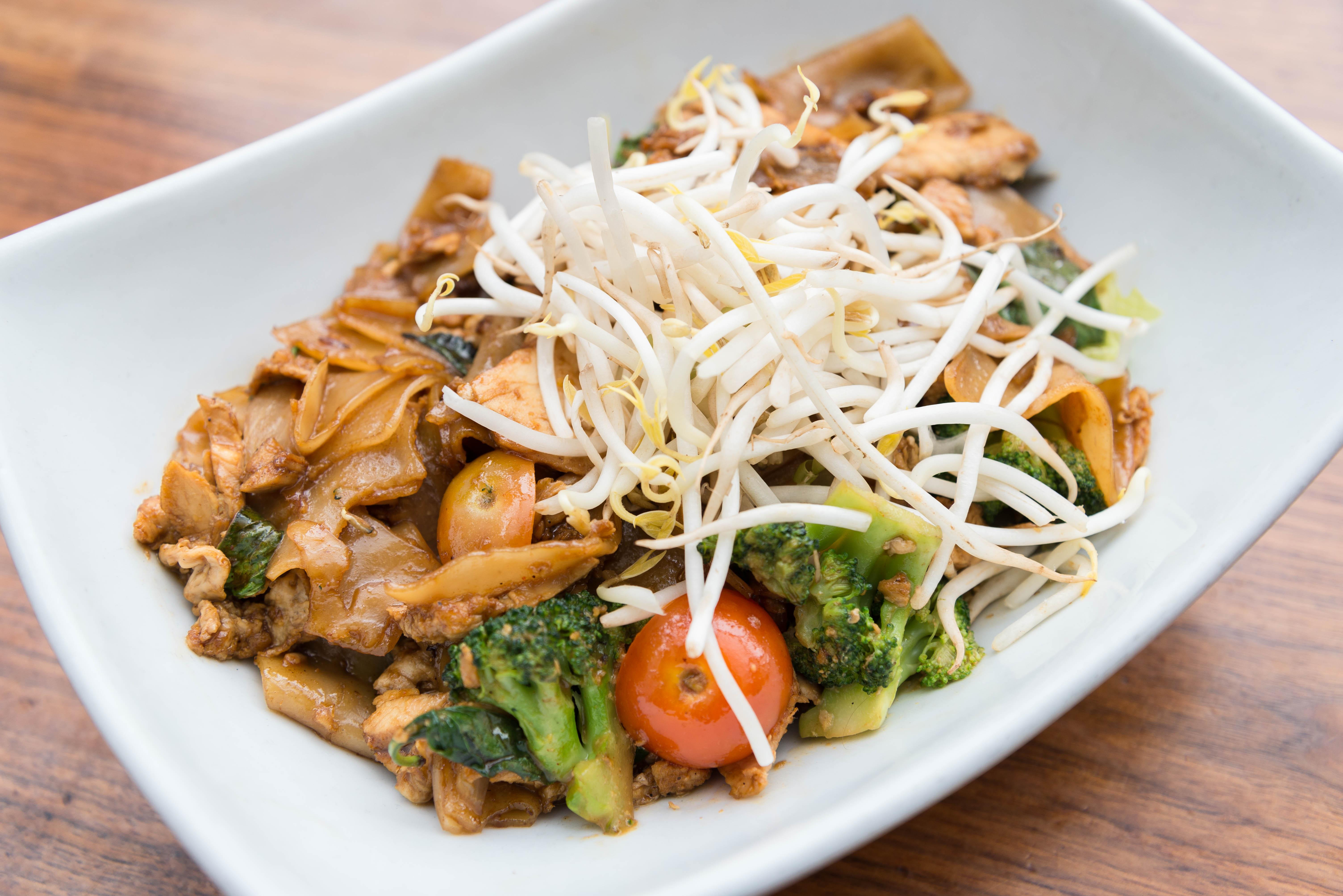 Chicken and Broccoli Noodles