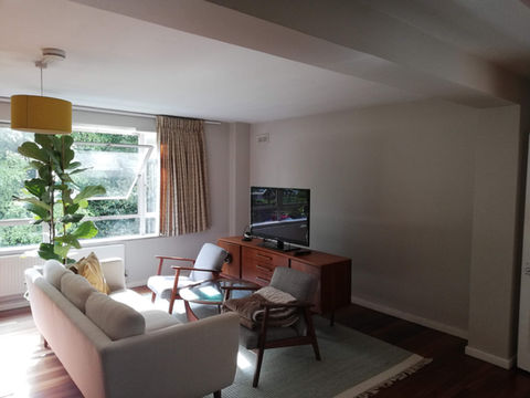 Before 2 Bedroom flat in Crystal palace painted with  Dulux Fresh sage mat emulsion paint