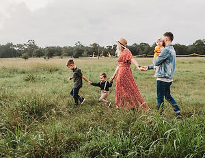 Family%20Session%20in%20Texas%20Hill%20Country_edited.jpg
