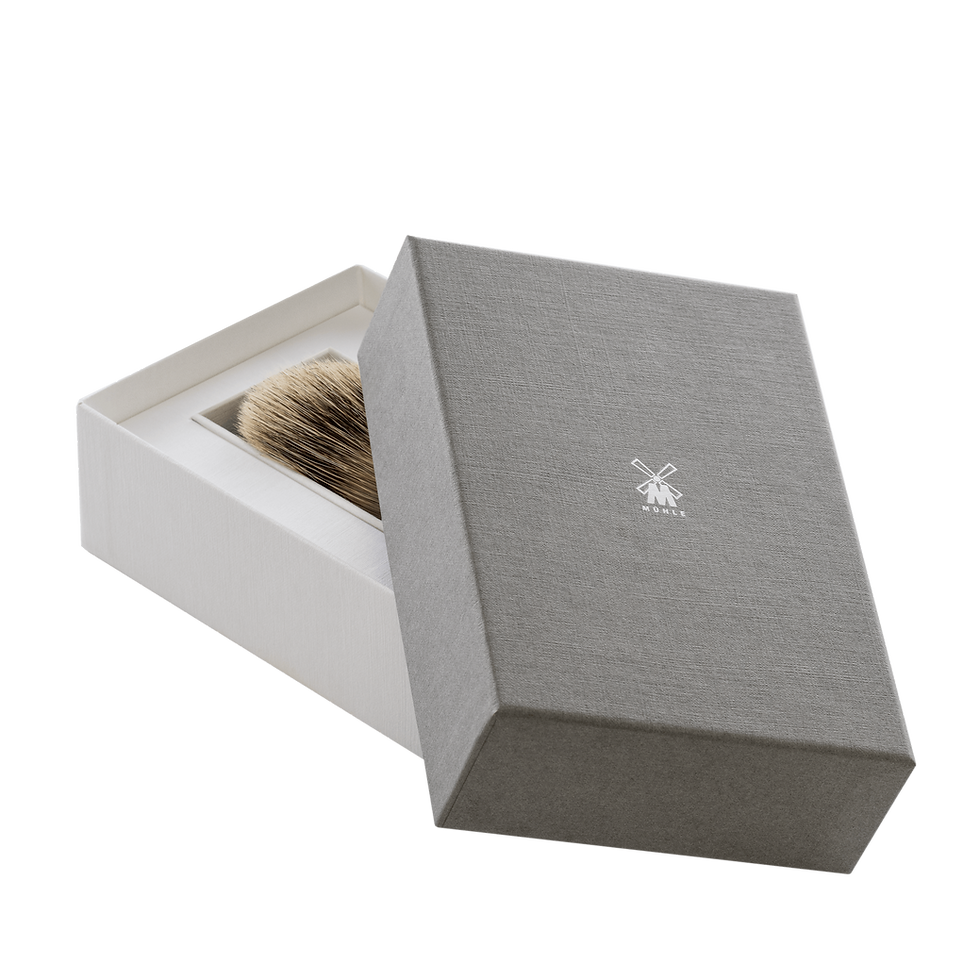 תמונה ממוזערת: MÜHLE- KOSMO Silvertip Fibre® מברשת גילוח טבעונית עם ידית מעץ זית
