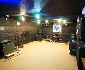 Garage 01.jpg