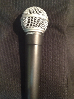 SHURE SM58