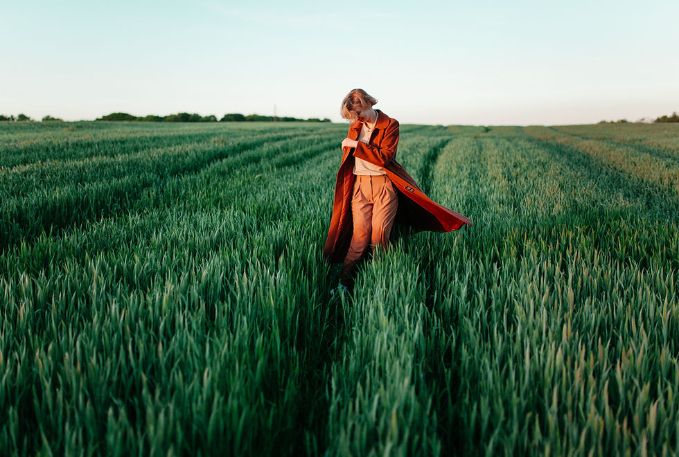 Donna nel campo