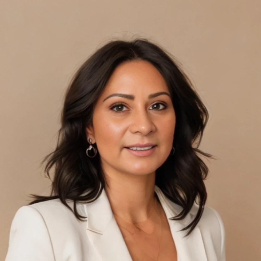 Writer: Donna | Founder of The Rock & Honey Collective