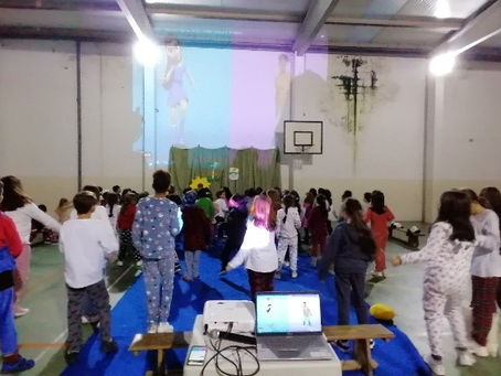 Escola do Desterro celebra "Dia Nacional do Pijama"