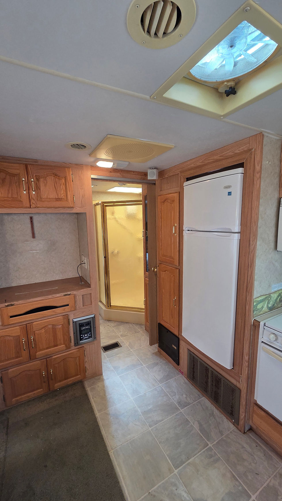 Thumbnail: 2004 Forest River Cardinal