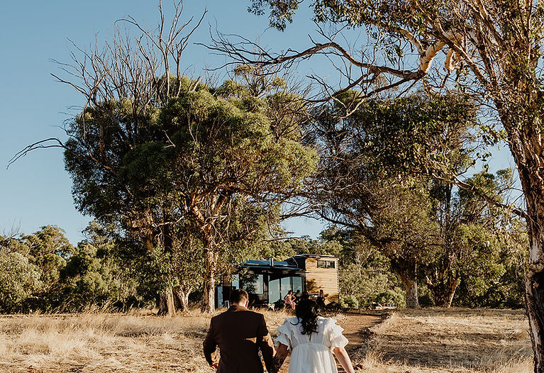 ©RedEclectic-KW-Wagtails-Watch-Elopement5.jpg
