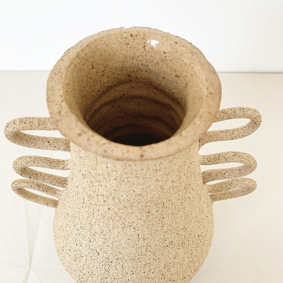 Thumbnail: The Wavy Handle Vessel