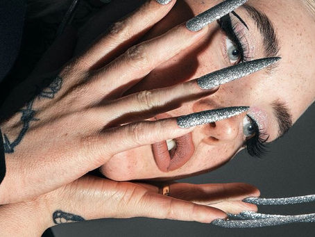 Ängie (& Harrison First) – 'Eyes like a Gun' (from the album 'Not Pushing Daisies')