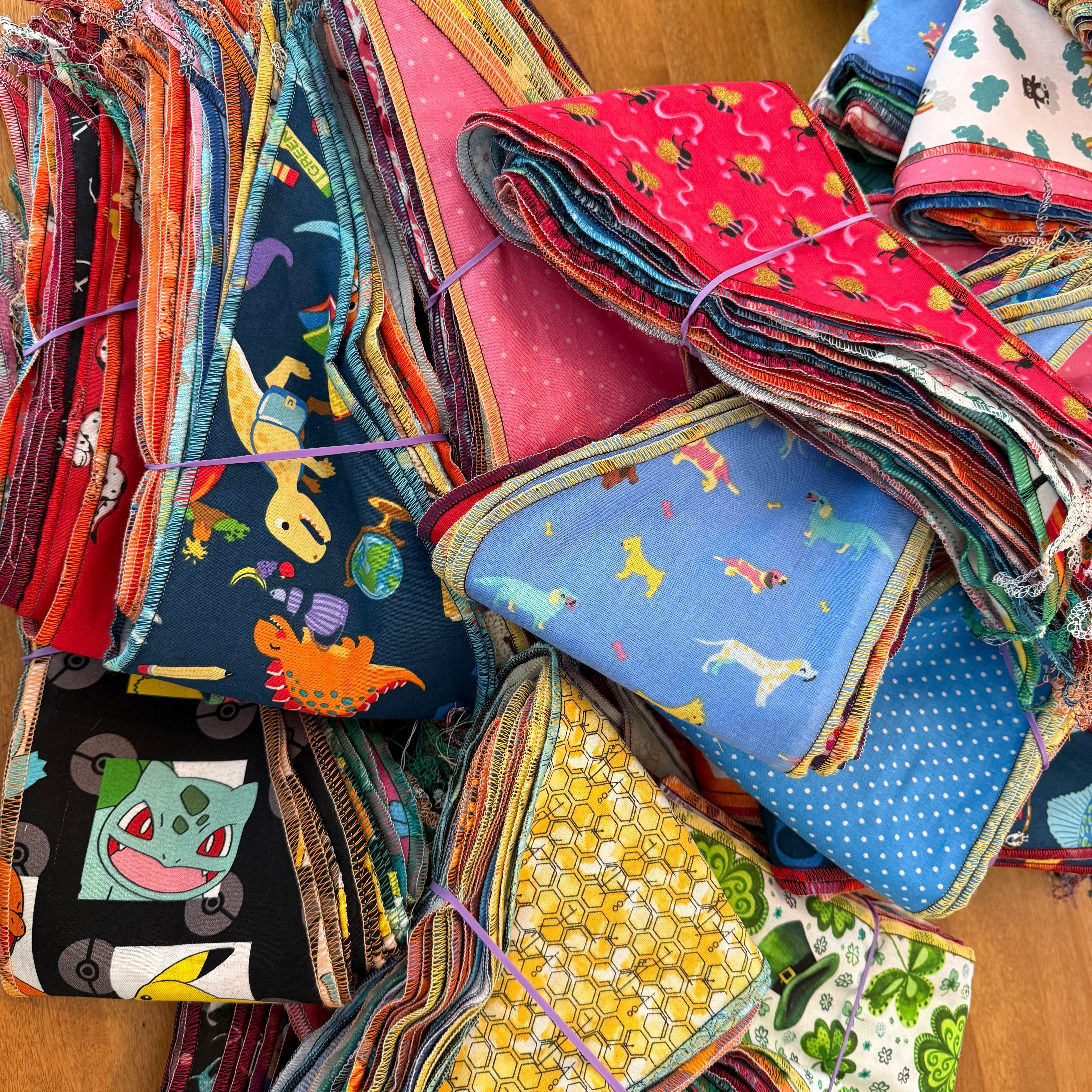 Gros lot - 325 foulards