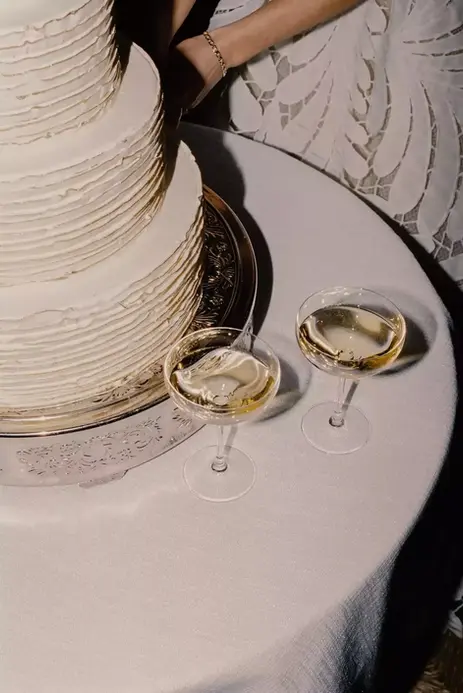 An Elegant Wedding With Old Hollywood Style in Charleston.webp