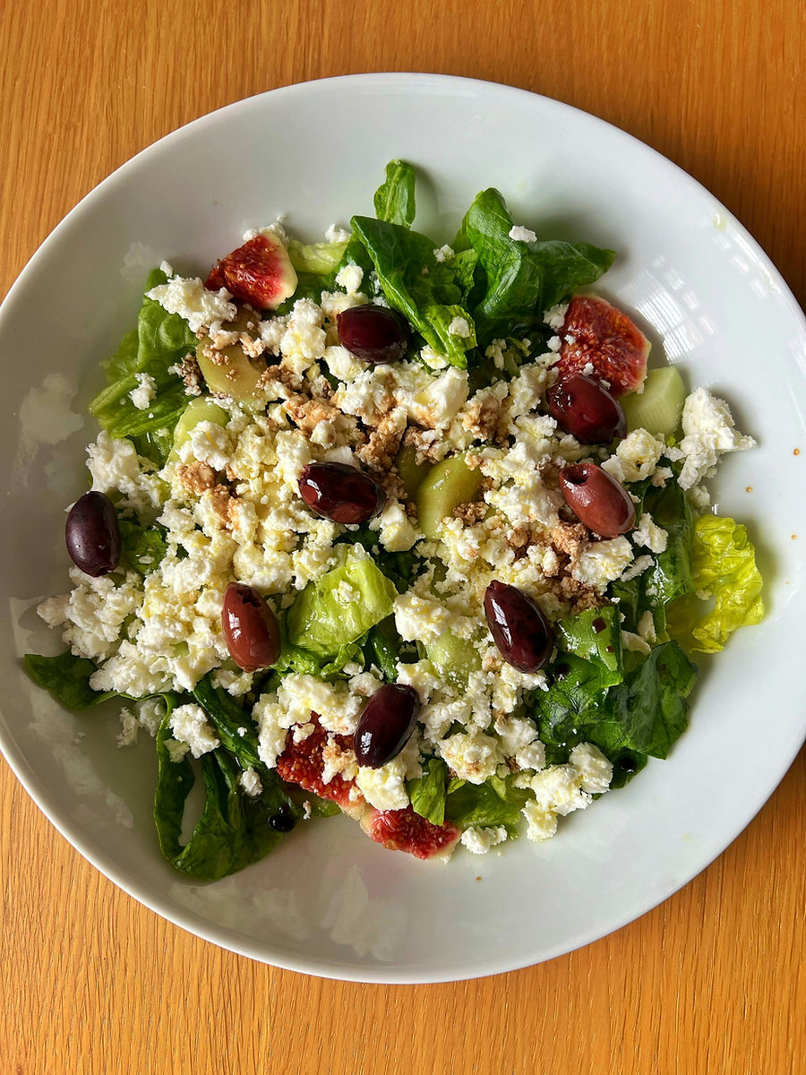 Signature Salads / Wraps