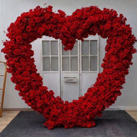 Grosses Rosenherz für eine Hochzeit in der Villa Boveri in Baden von SnapBox - Fotobox Vermietung