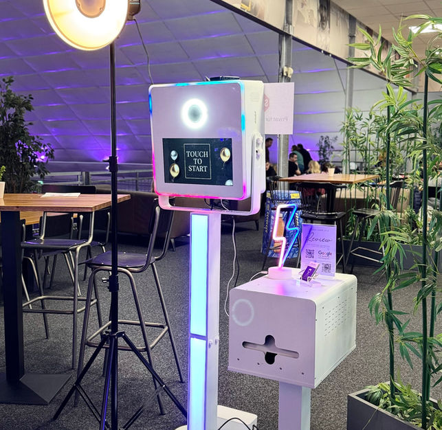 Fotobox Marketing Event in der Kartbahn Spreitenbach mit unsere Box Medium und dem Studiodrucker