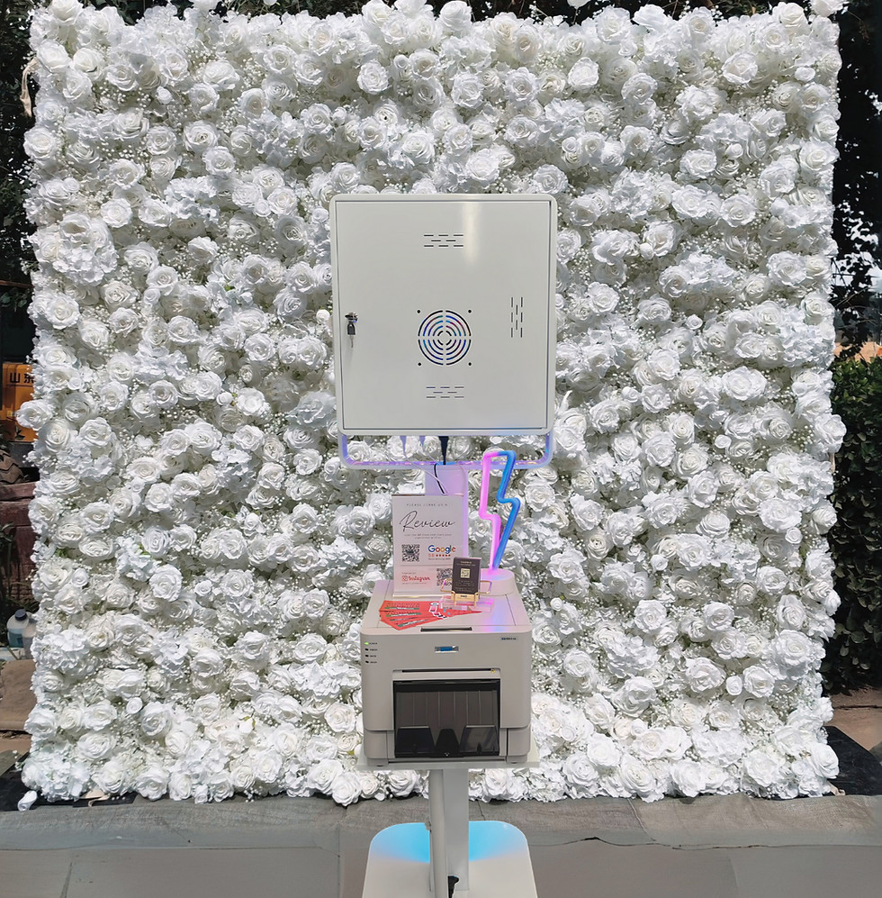 Miniaturbild: Wedding Rückwand weisse Rosen