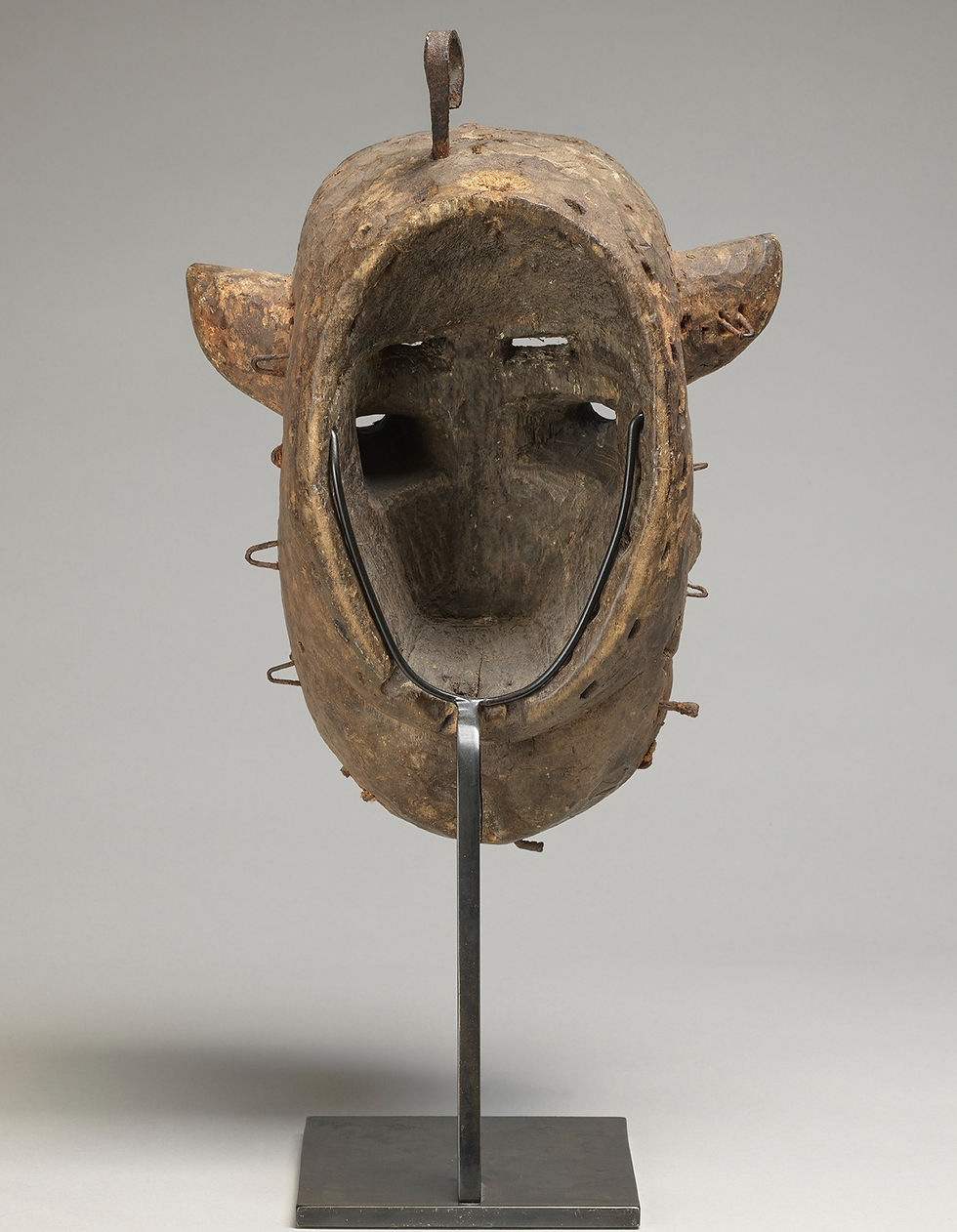 Thumbnail: Dan Guere Mask